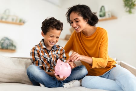 How to Teach Kids to Save