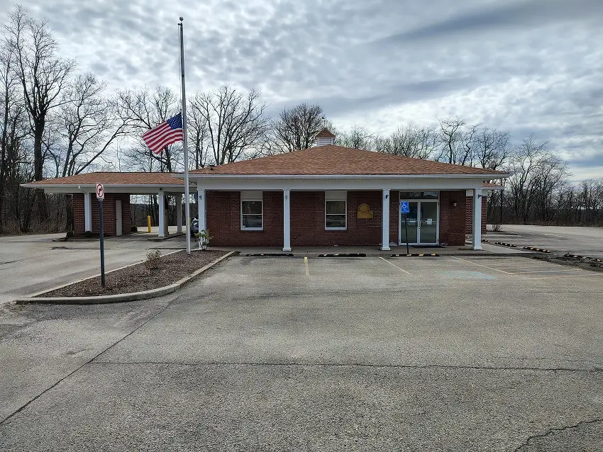 Somerset Trust National Pike branch and drive-thru viewed from the parking lot