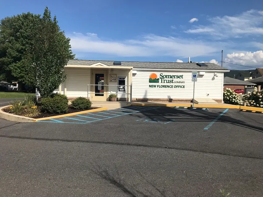 Somerset Trust New Florence branch viewed from the front